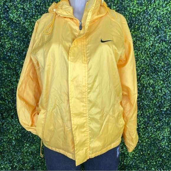 Nike yellow windbreaker - Picture 2 of 12